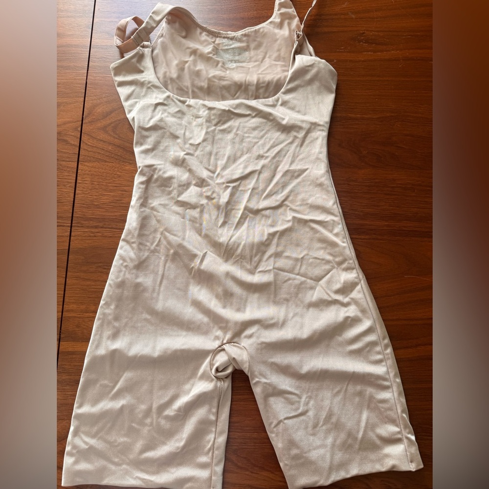 Beige Shapewear Bodysuit SPANX XL